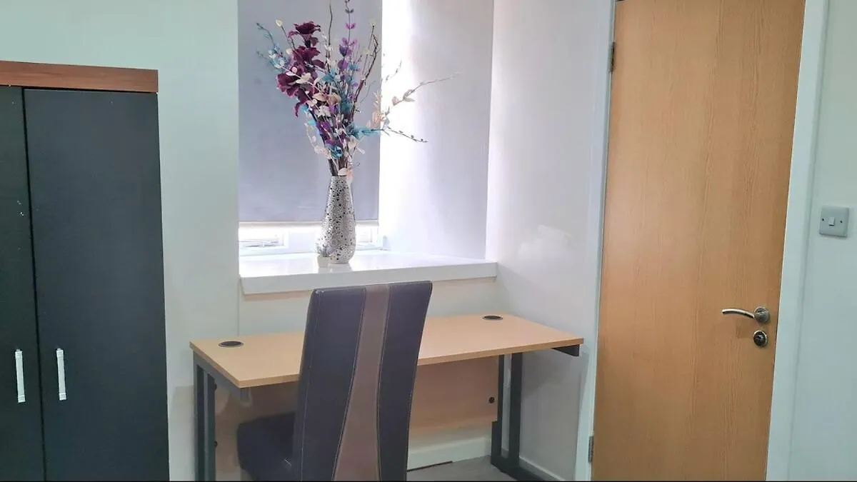 Luxurious Spacious 3 Bedroom Apartment - Edinburgh City Centre - Excellent Location - Five Star Amenities & Service United Kingdom